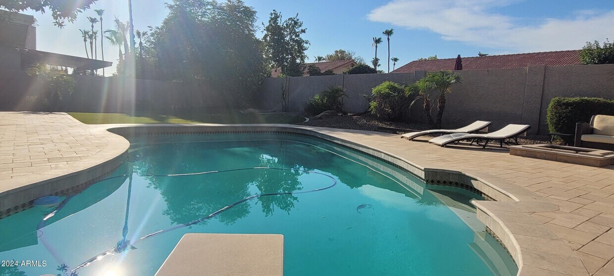 Primary Photo - 8974 E Sutton Dr