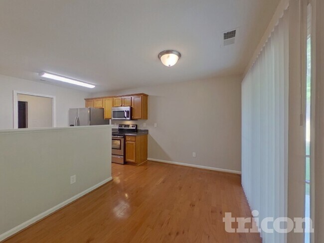 Building Photo - 7029 Sunman Rd