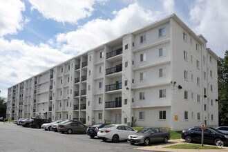 Building Photo - Chasemont