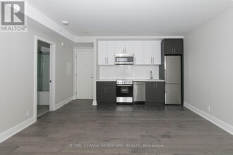 Building Photo - 11 Walmer Rd