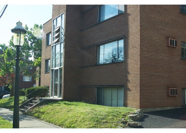 Foto del edificio - 331 Shiloh St
