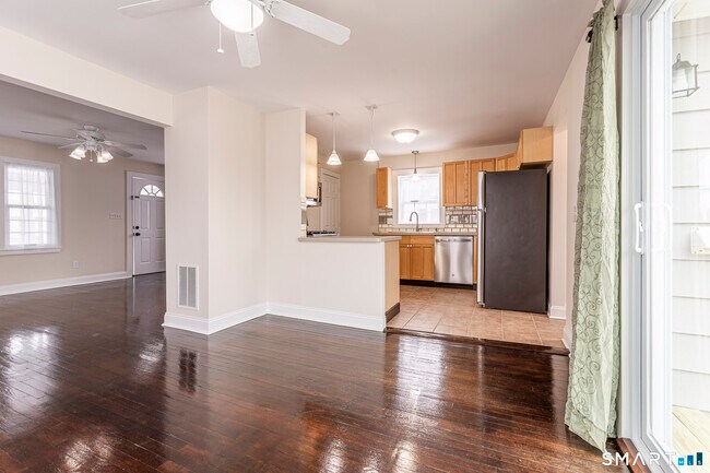 Foto del edificio - 15 Cowles St