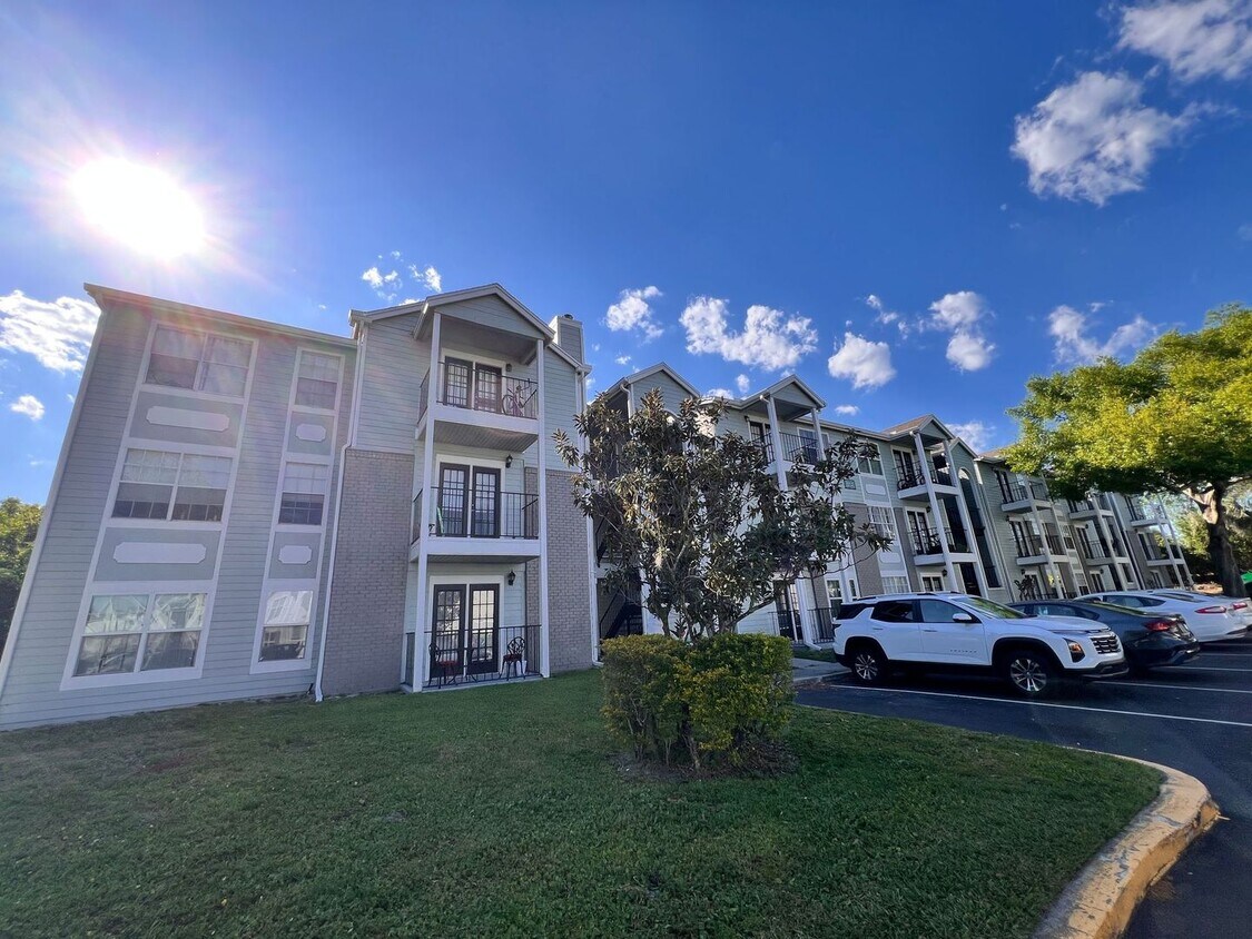 Foto principal - 2550 N Alafaya Trail