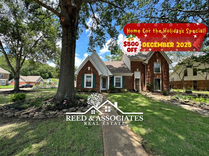 Primary Photo - Collierville Townhouse Located on Corner Lot!