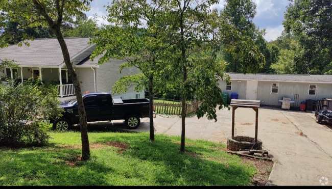 Building Photo - 40 Serenity Ln