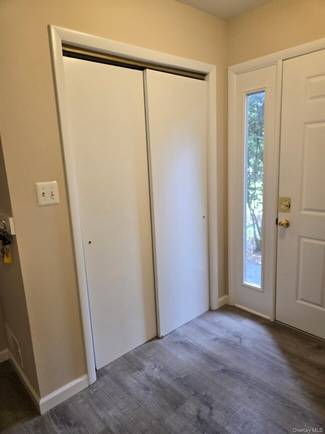 Foto del edificio - 256 Heritage Ln
