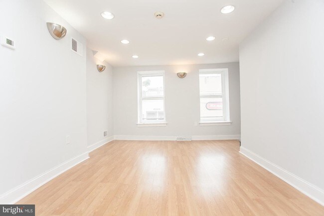 Foto del edificio - 4205 Main St