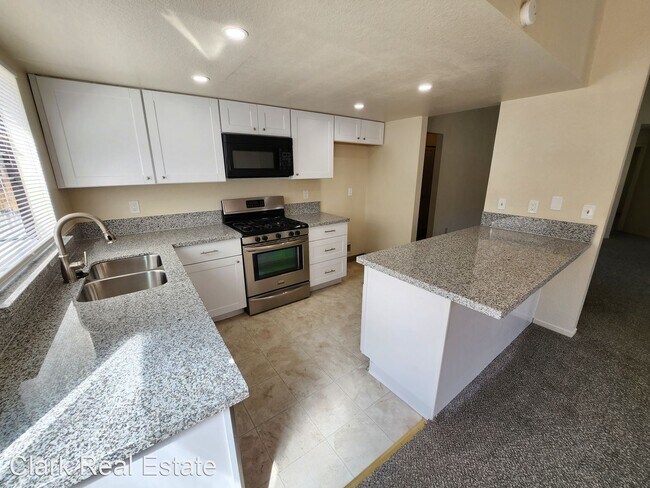 Building Photo - 3 br, 2 bath House - 1819 Grandpoint Way