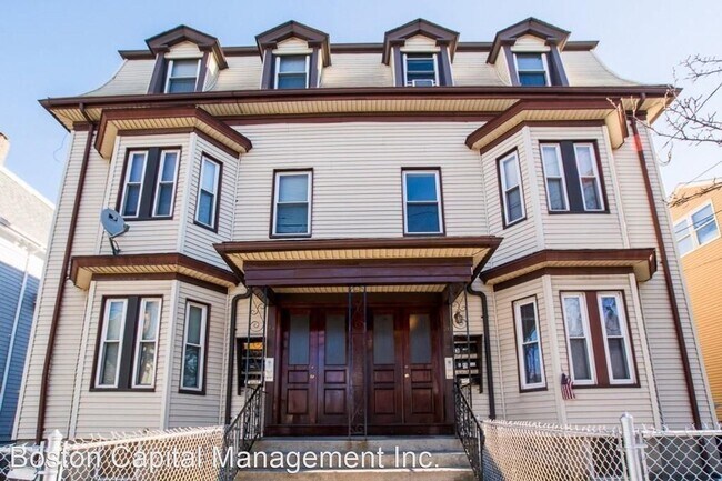 Building Photo - 3 br, 1 bath House - 26 Lincoln St. Unit #5