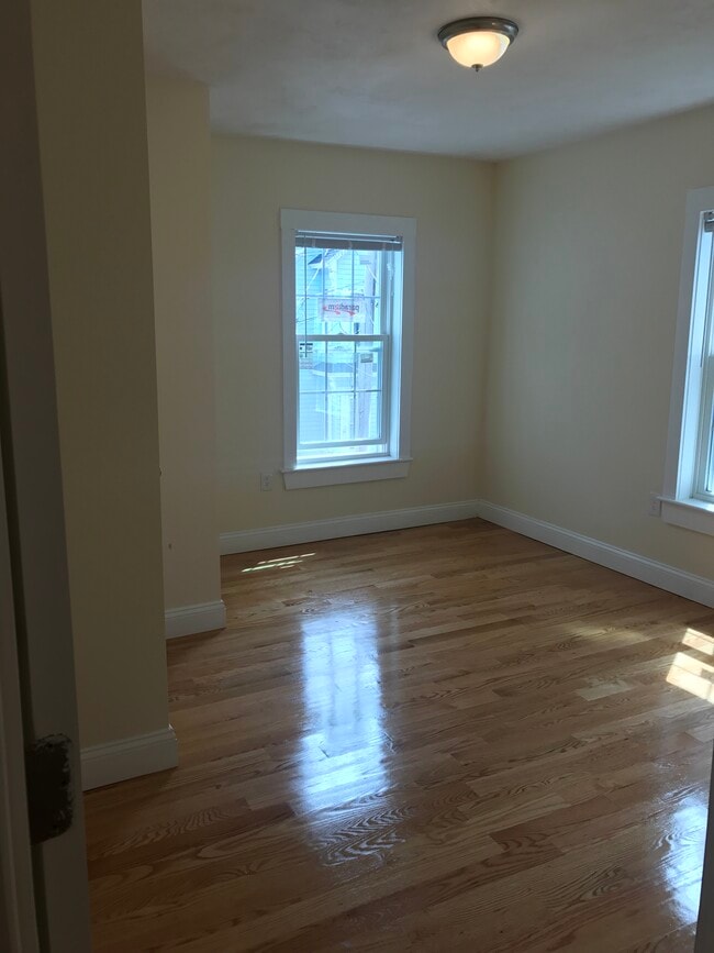 Photo - 7 Rockdale Ave House