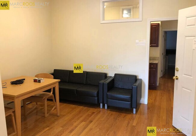 Foto del edificio - 70 Fenway