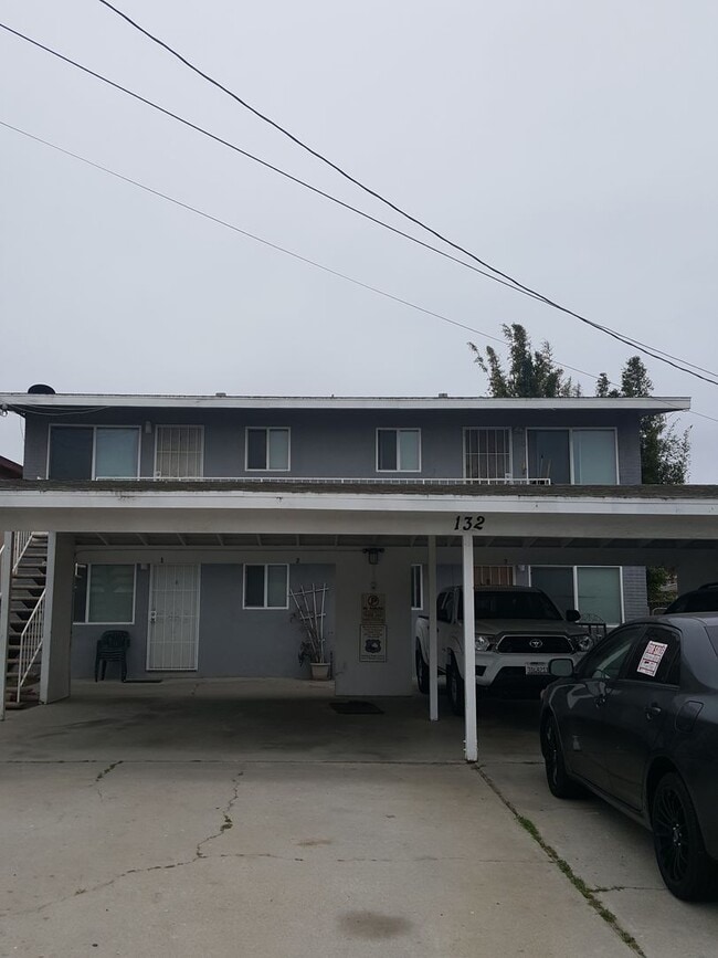 Building Photo - Small 1+1 first floor apartment in Port Hueneme - newly remodeled!