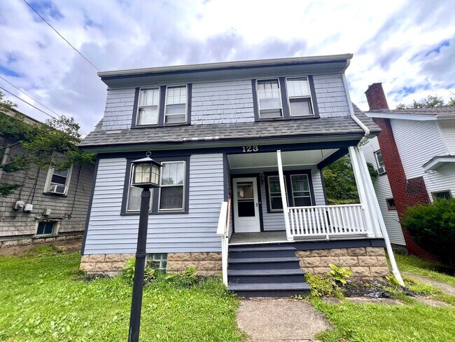 Foto del edificio - Sharon - 3 Bedroom 1.5 Bathroom - Cozy House
