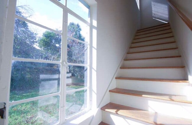 Foto del edificio - J01