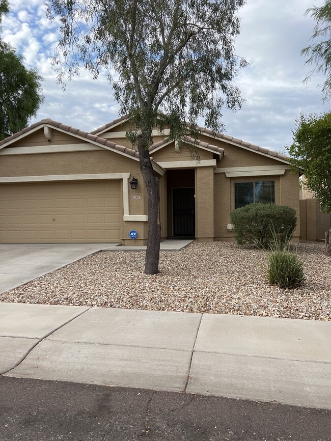 Building Photo - 3Bed/2Bath House House in North Phoenix! J...