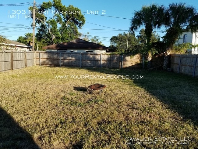 Foto del edificio - 1303 N Fort Harrison Ave