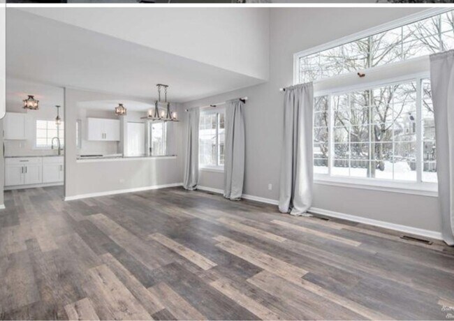 family room 14x16 - 4 Manchester Ct