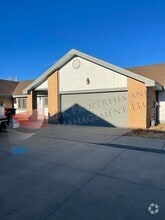 Building Photo - 15 Sunnybrook Pl