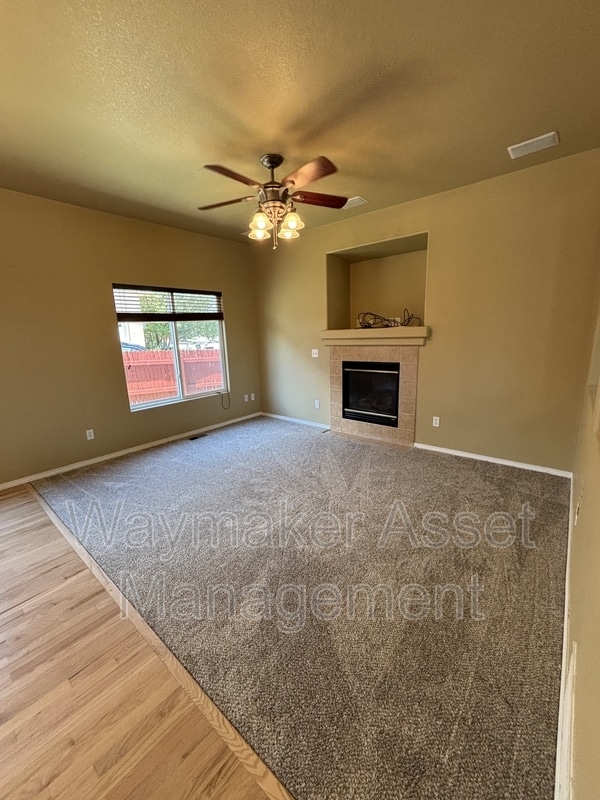 Building Photo - 6594 Silverwind Cir