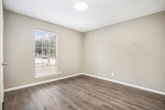 Building Photo - 23918 Beaverwood Dr