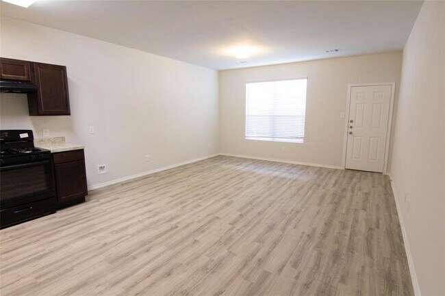 Building Photo - 4914 Giant Sequoia Way