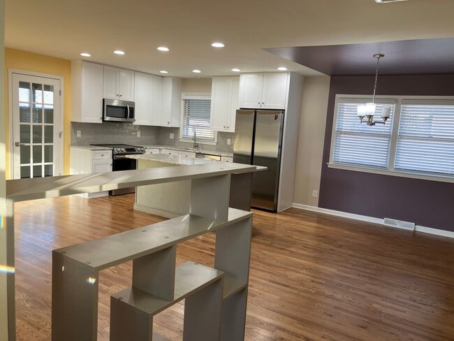 Foto del edificio - 3004 Nathanael Rd