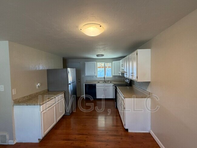 Foto del edificio - 2917 Formay Ave