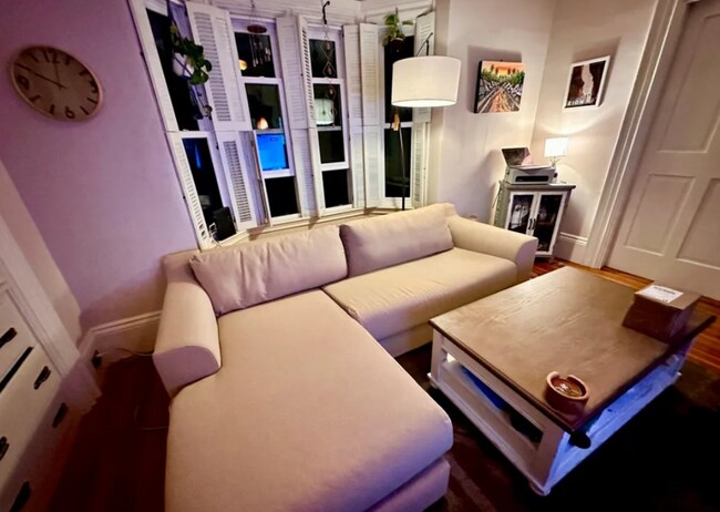 Foto del edificio - 74 Mount Vernon St