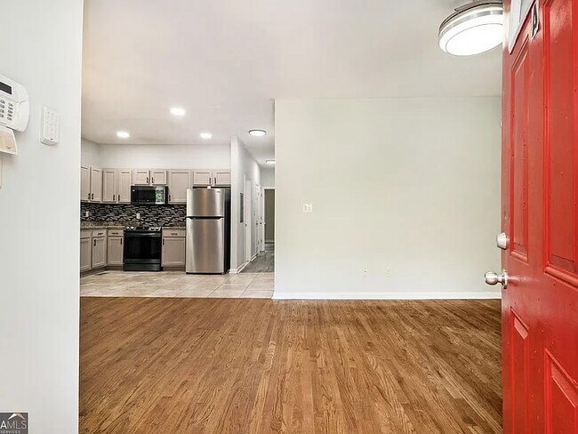 Foto del edificio - 2829 3rd Ave SW