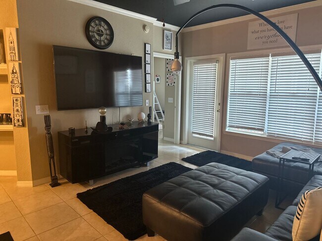 Building Photo - Charming 2BR Townhome in Millenia Orlando