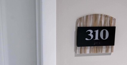 Building Photo - 103 N 1st St