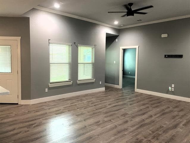 Building Photo - 605 E McGee St