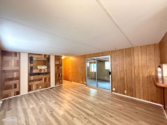 Foto del edificio - Charming 2 Bed, 2 Bath Home with Water, Sewer and Garbage Paid!