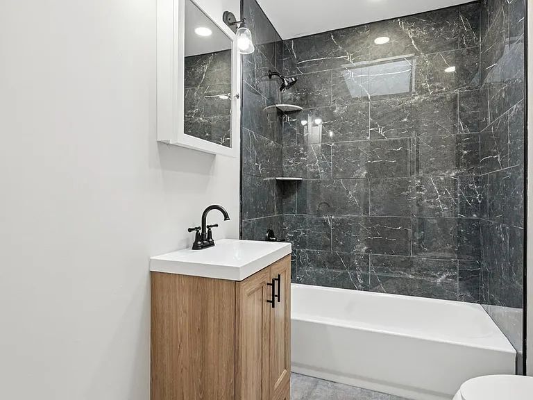 Foto del edificio - 3032 N 6th St