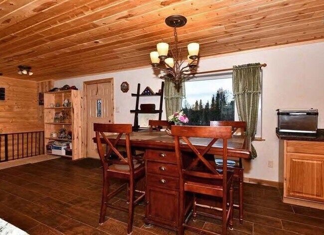 Foto del edificio - COMING SOON! 4 bedroom, Fairbanks