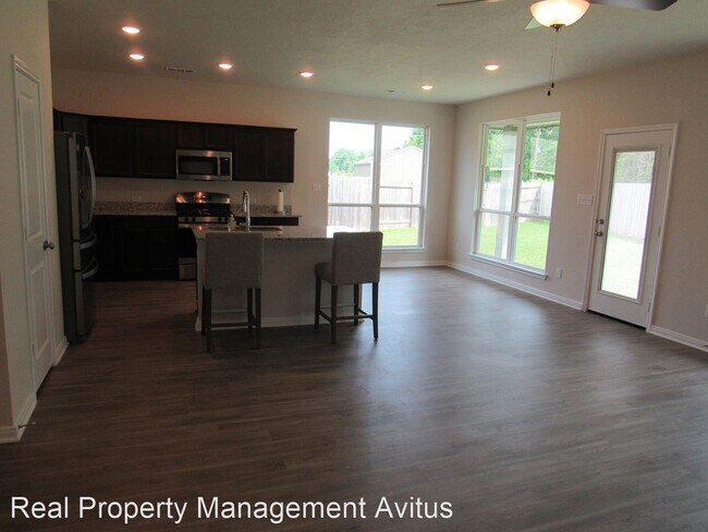 Foto del edificio - 4 br, 2 bath House - 14396 N SUMMERCHASE CIR