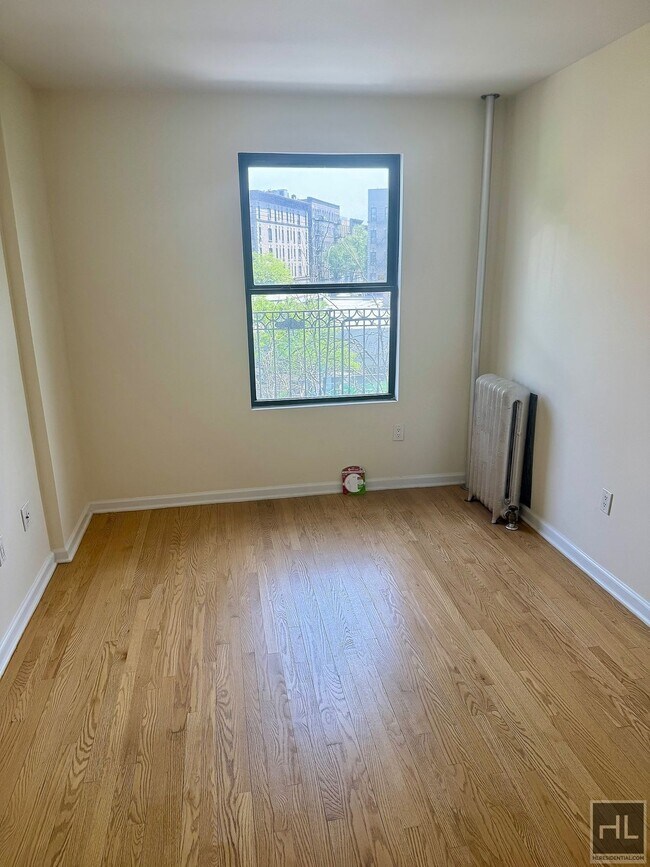 Building Photo - West 171st Street