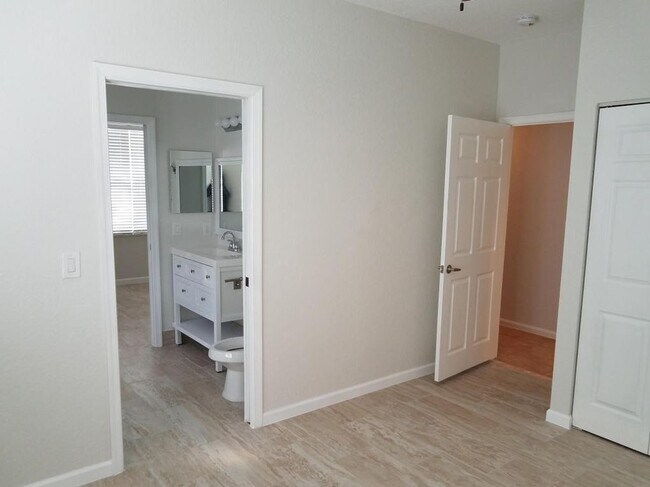 Foto del edificio - 369 W Coral Trace Cir