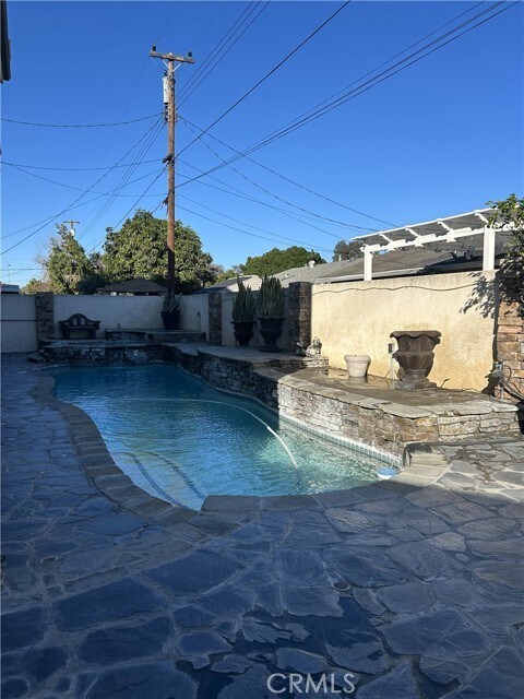 Foto del edificio - 7704 Lotus Cir