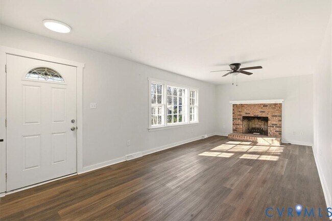 Foto del edificio - 115 Big Meadows Terrace