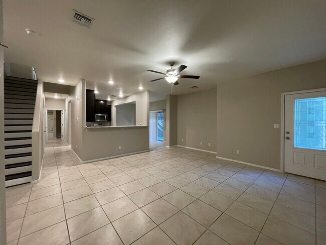 Building Photo - 1544 Volponi Dr SE