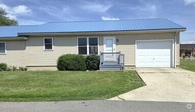 Building Photo - 105 Marcus Dr