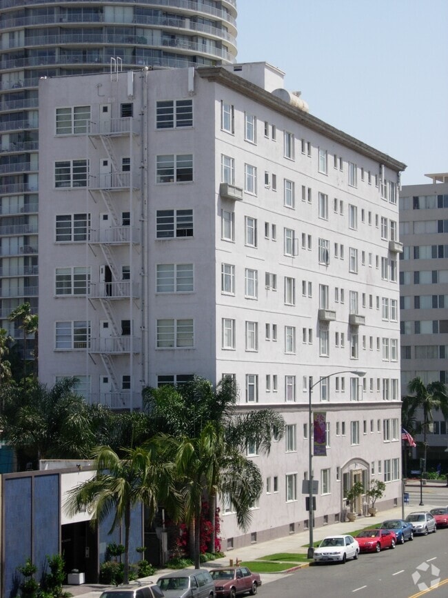 Elevado vista de la esquina noroeste de Atlantic Avenue - Artaban