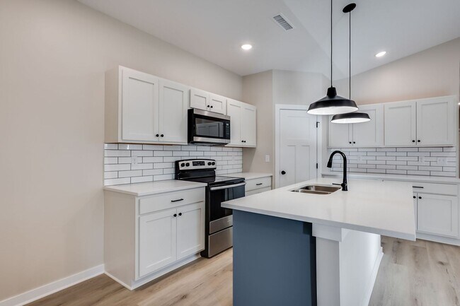 Foto del edificio - Pineway Aria Plan