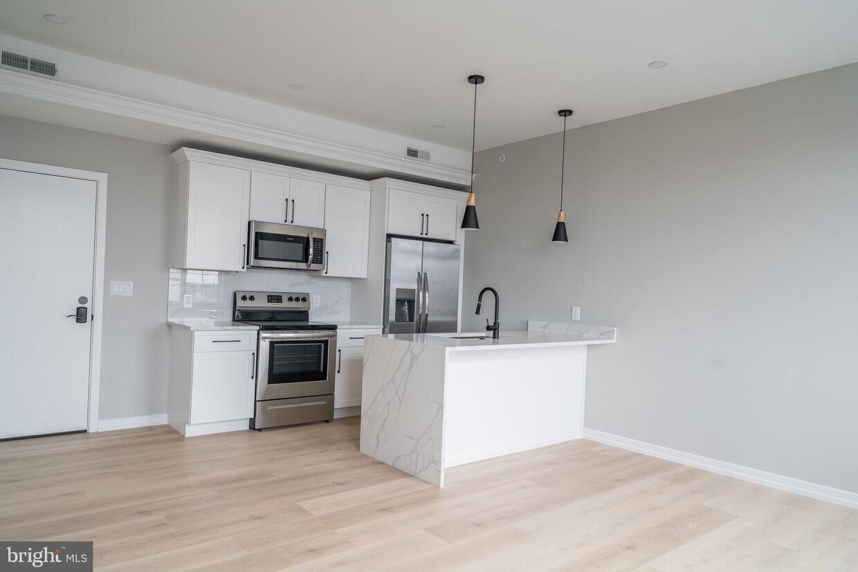 Foto principal - 2401 Washington Ave