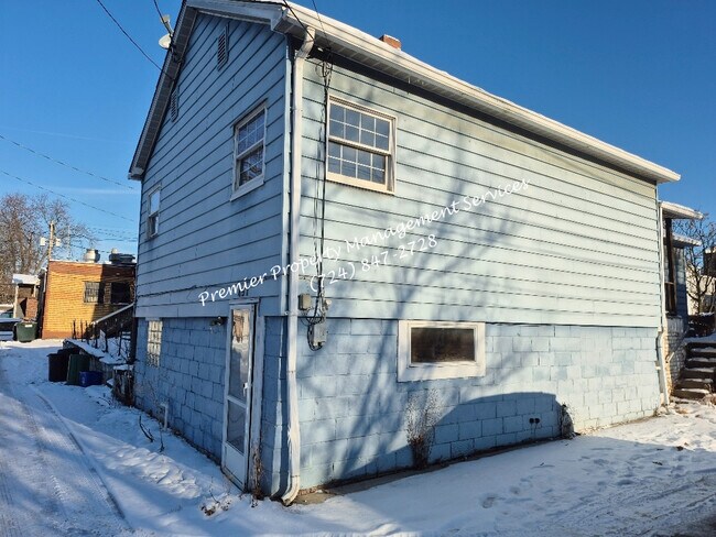 Foto del edificio - 451 Maplewood Ave