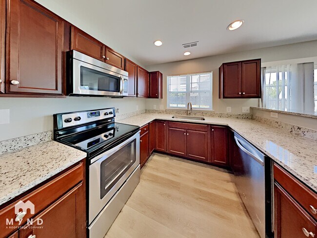 Building Photo - 2707 Greylock Ct