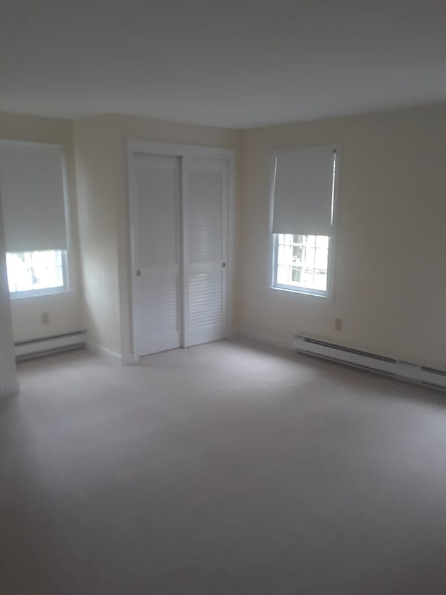 Bedroom - 37 Summit St