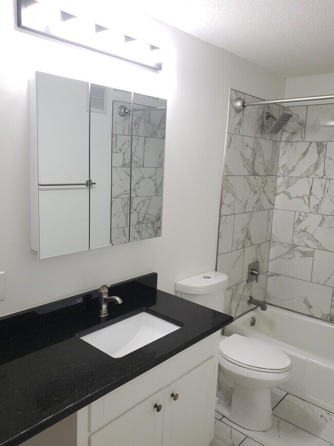 Foto del edificio - 6630 W 93rd Terrace
