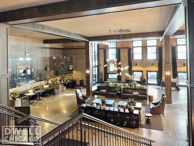 Foto del edificio - 1513 W Adams St